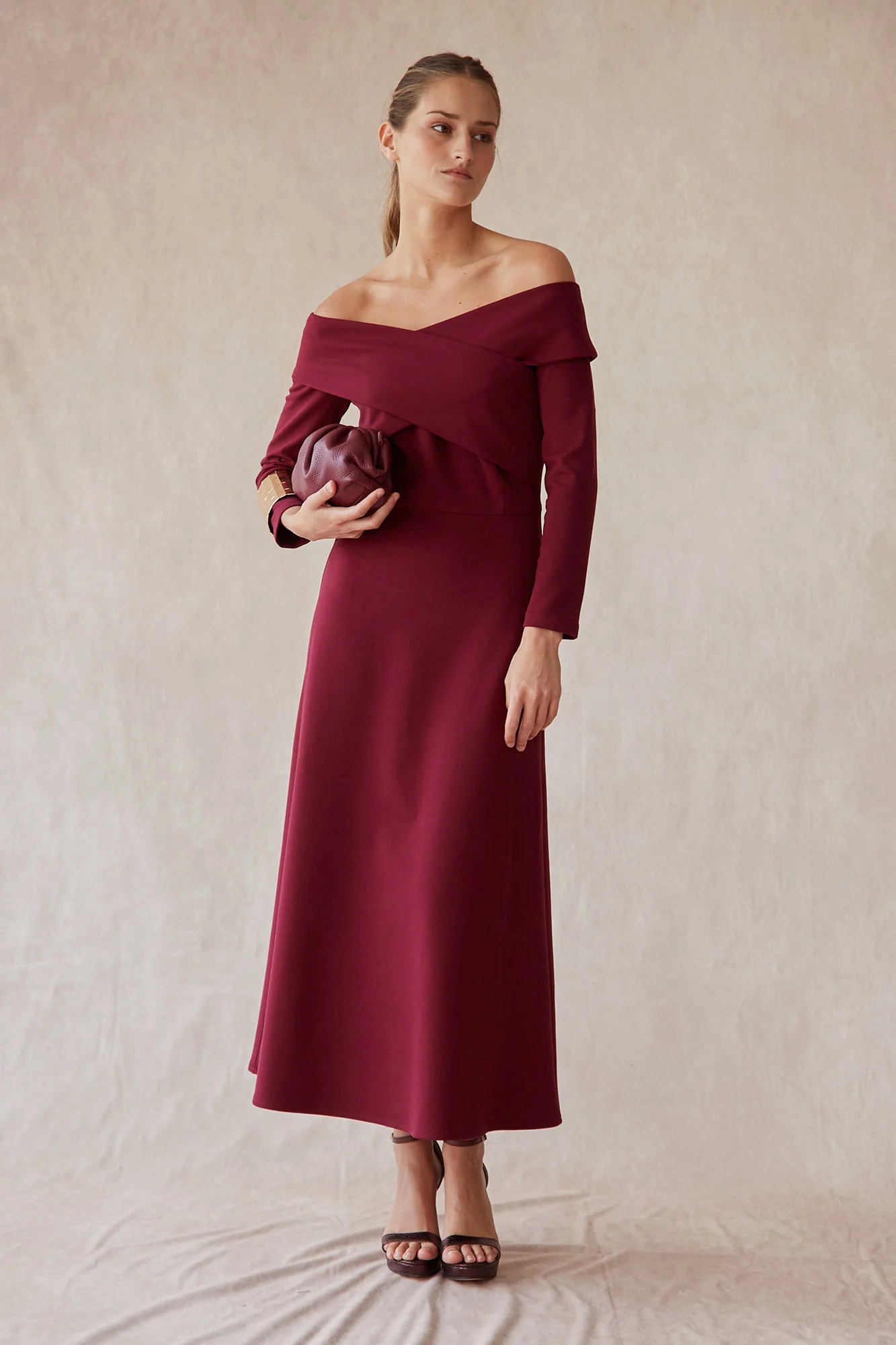 VESTIDO LORIA BURDEOS - Image 4